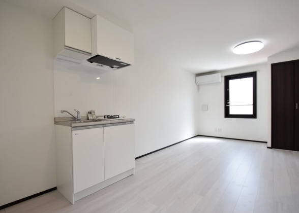 居室・リビング　☆明るい居室☆