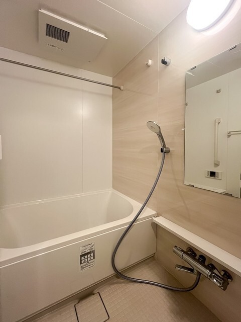 バス・シャワールーム　※写真は同タイプ住戸です。