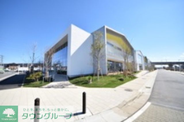 ショッピングセンター　柏の葉T－SITE（ショッピングセンター）まで400m