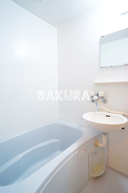 バス・シャワールーム　日々の疲れを癒すお風呂です♪