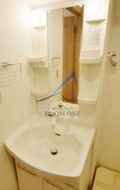 洗面設備　洗面台です。