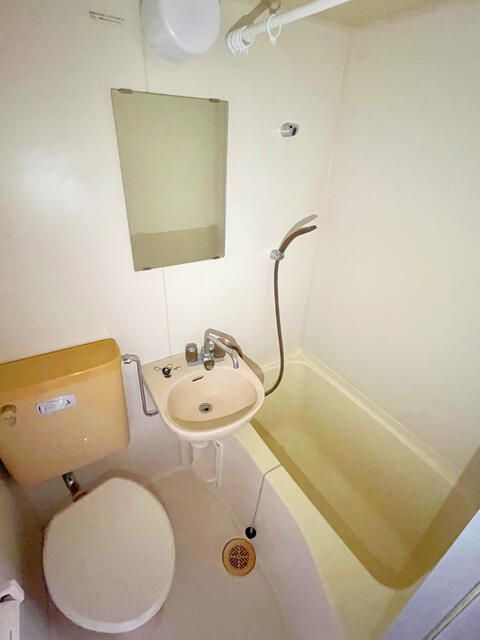 バス・シャワールーム　別部屋参考写真です