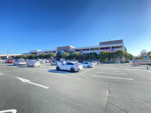 ショッピングセンター　イオン伊勢店（ショッピングセンター）まで1687m