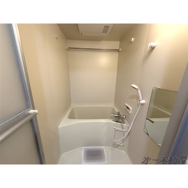 バス・シャワールーム　バスルーム