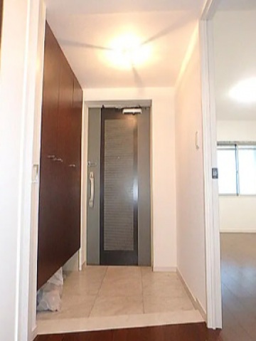 玄関　別部屋参照