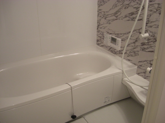 バス・シャワールーム　日々の疲れを癒すお風呂付です