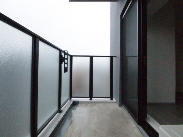 バルコニー　※別室の参考写真の為、現況優先です。