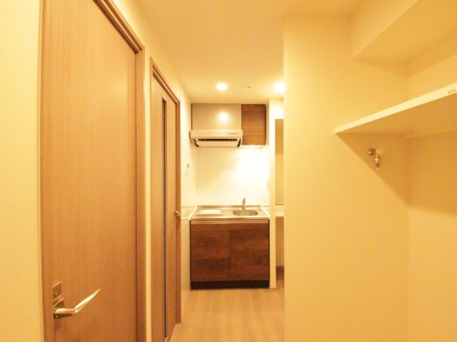 玄関　※別室の参考写真の為、現況優先です。