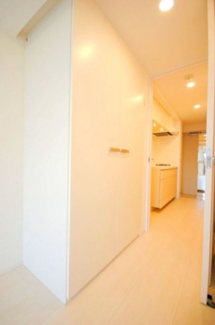 収納　※同タイプの別部屋の写真です。