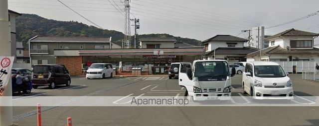 コンビニ　セブンイレブン（コンビニ）まで1465m