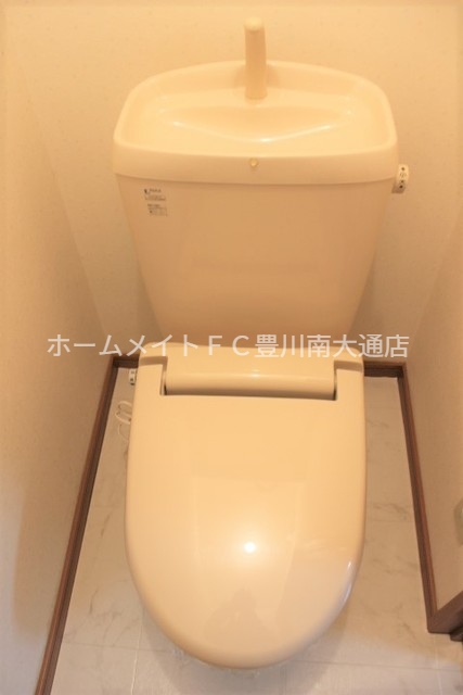 トイレ　同型別部屋写真