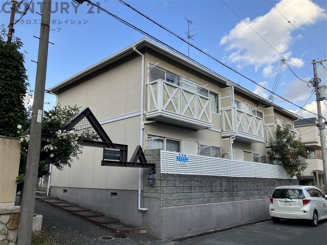 建物外観　敷地内駐輪場あり！