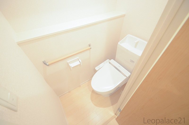 トイレ　設備・使用は号室により異なる為、現況を優先いたします。