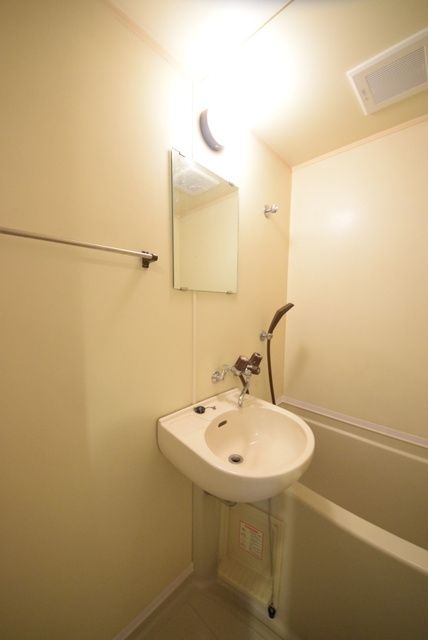 洗面設備　☆内見のご予約はタウンハウジング八王子店まで☆