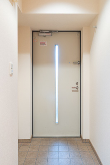 玄関　※写真は同タイプ住戸です。