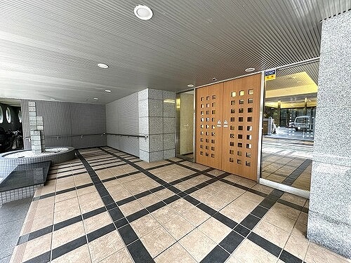 エントランス　エントランス　※前回募集時2024年8月撮影