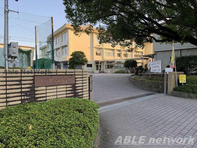 小学校　熊本市立帯山西小学校（小学校）まで1000m
