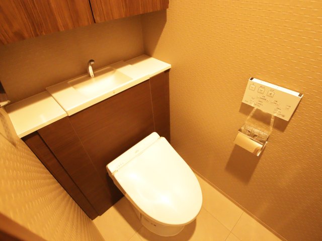 トイレ　※他のお部屋の参考写真です※