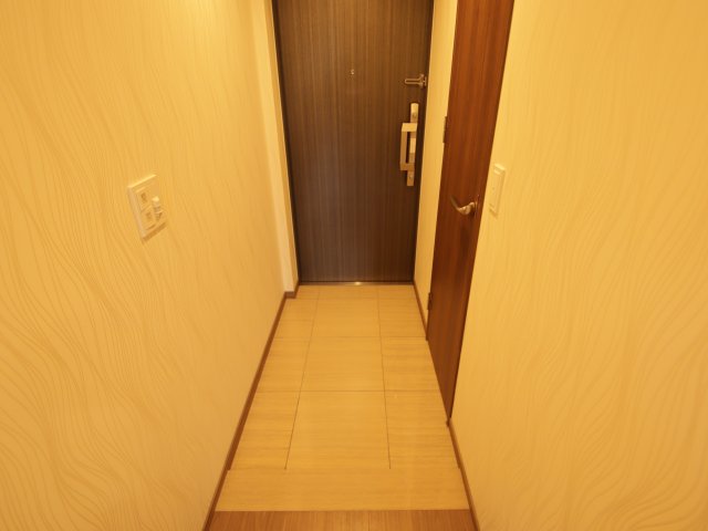 玄関　※他のお部屋の参考写真です※
