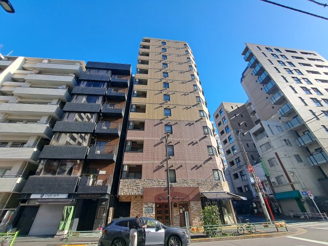 建物外観　外観は落ち着いています