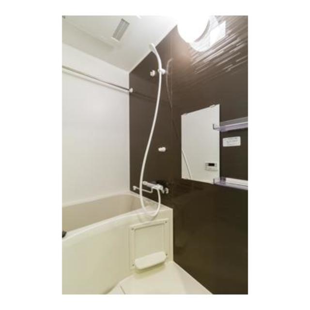 バス・シャワールーム　※写真は同タイプ住戸です。