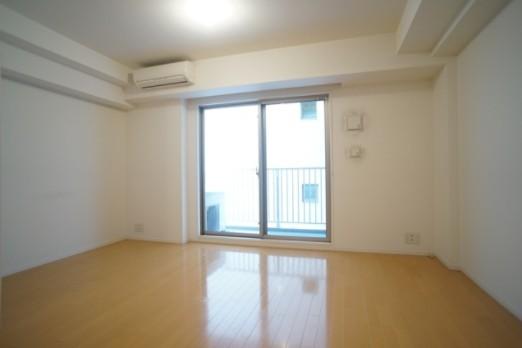 居室・リビング　☆明るい居室☆