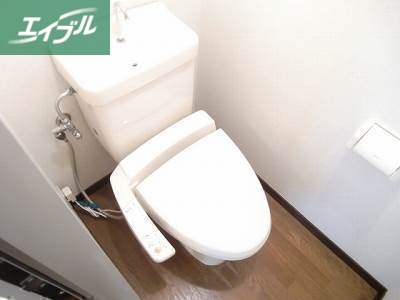 トイレ　ウォッシュレット付き