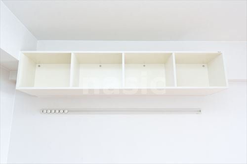 その他設備　吊り棚