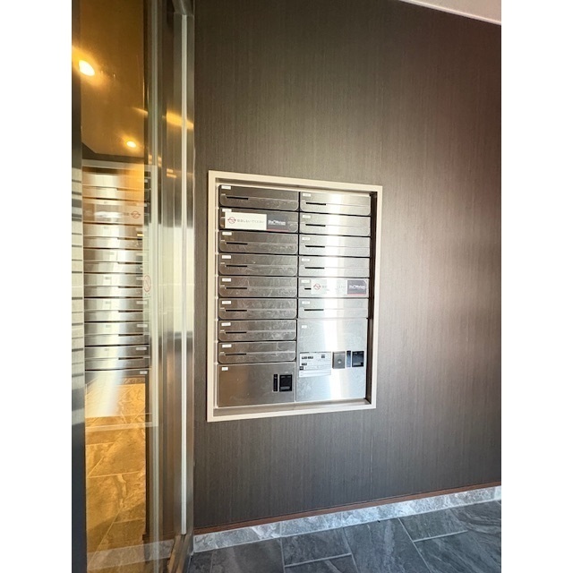 その他共有部分　宅配ボックスも付いた集合ポスト♪