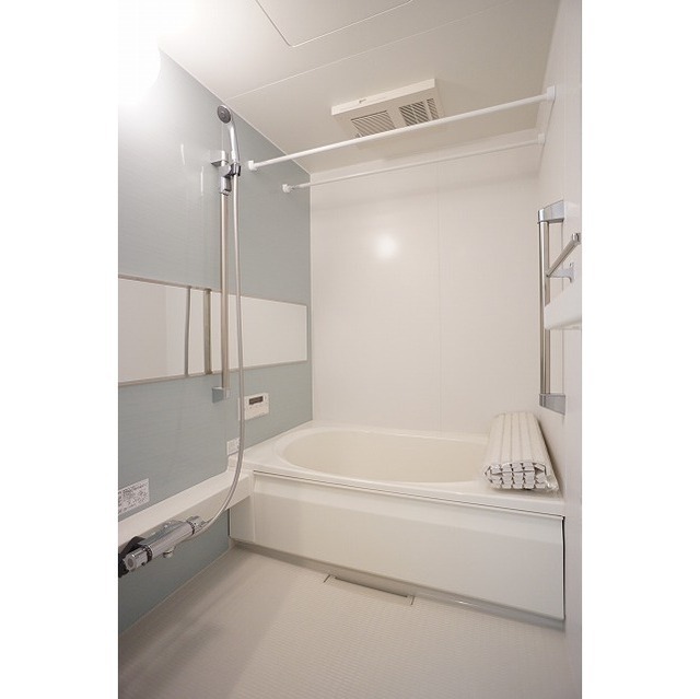 バス・シャワールーム　清潔感のあるバスルーム♪