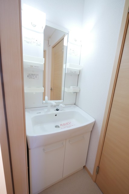 洗面設備　★独立洗面台も人気の設備です★