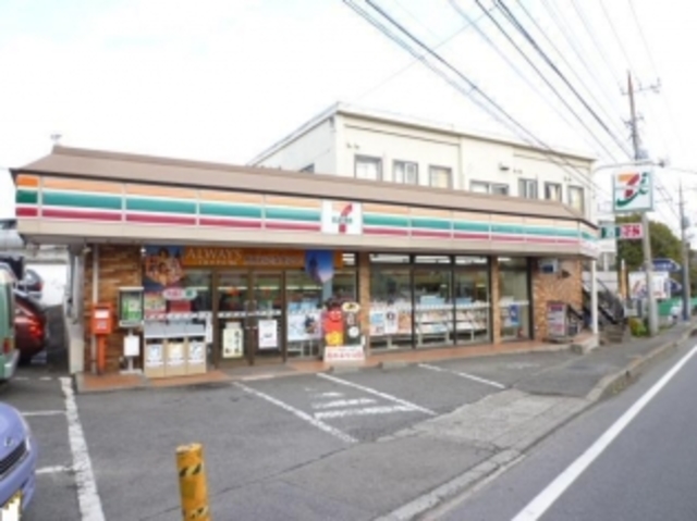 コンビニ　セブンイレブン綾瀬小園店（コンビニ）まで412m