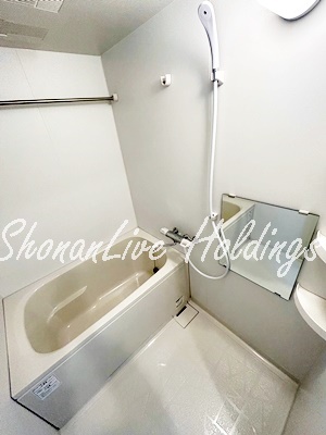 バス・シャワールーム　浴室乾燥機付き♪