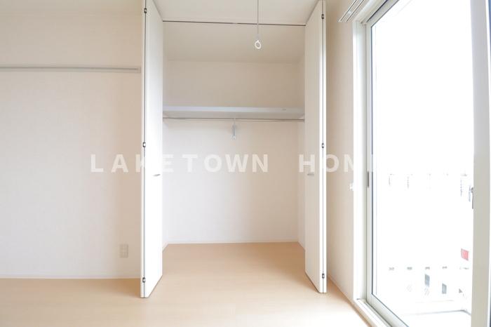 収納　南側6帖洋室のクローゼットです。