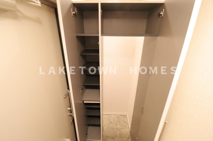 玄関　玄関収納です。