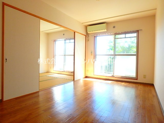 居室・リビング　レーベンハウス北本店へ　048-590-5757