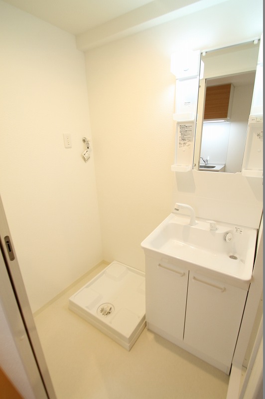 洗面設備　【同仕様】