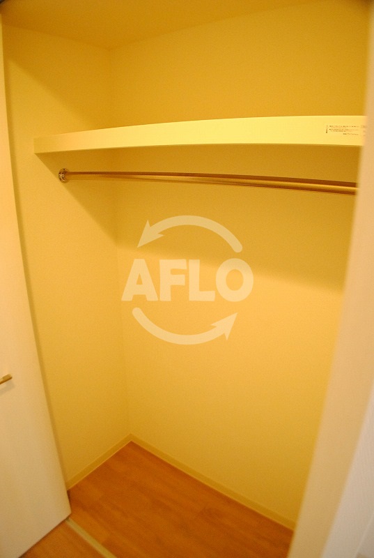 収納　エスリード難波サウス　クローゼット