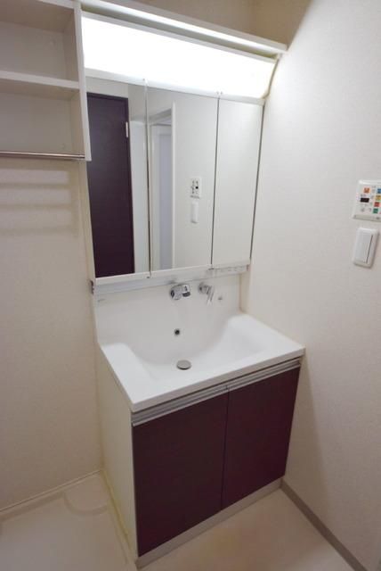 洗面設備　独立洗面台