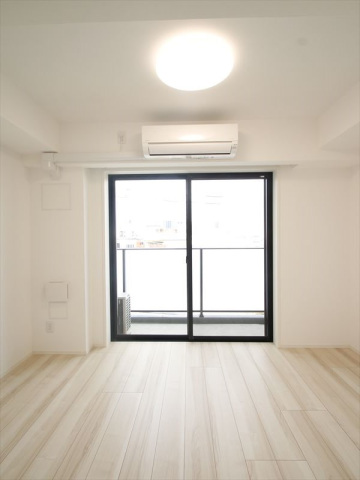 居室・リビング　エアコン・照明器具付