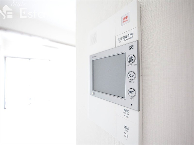 セキュリティ　モニター付きインターホン