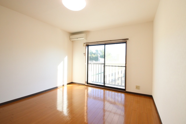 居室・リビング　別室の参考写真です。※現況優先