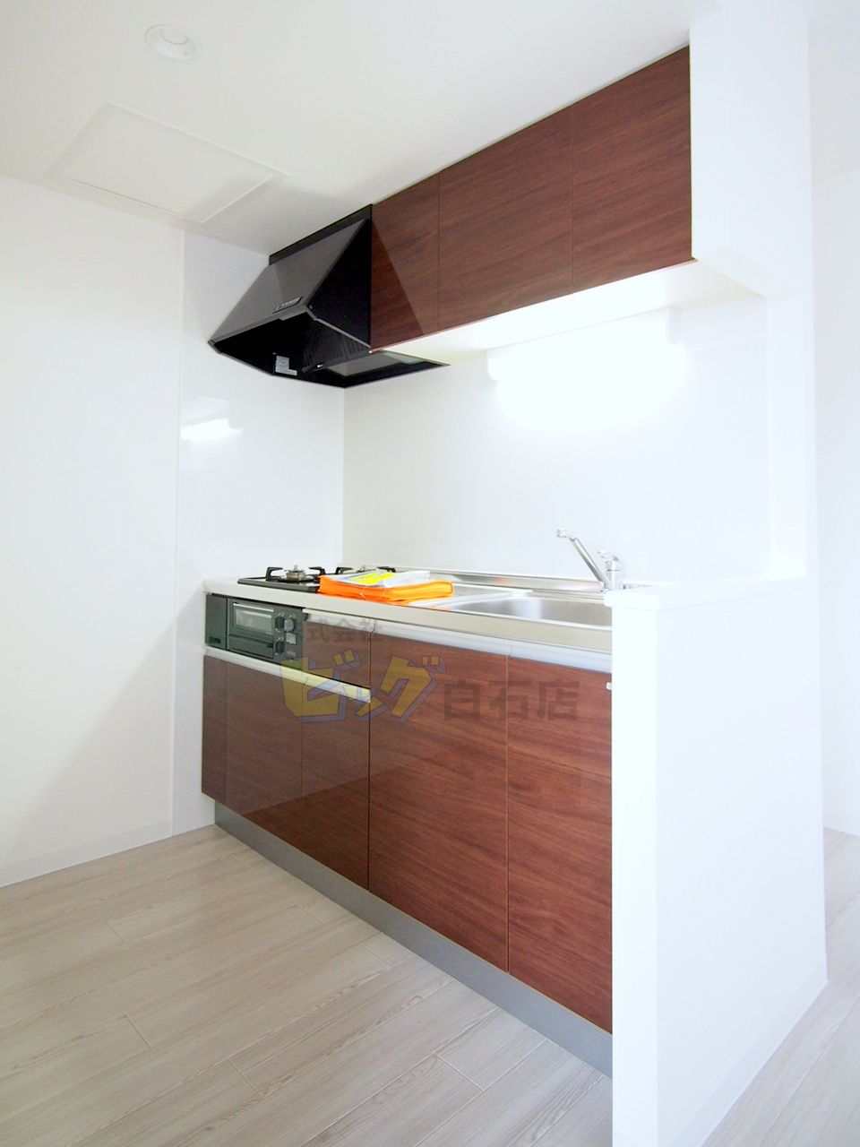 キッチン　人気の独立式システムキッチンです♪