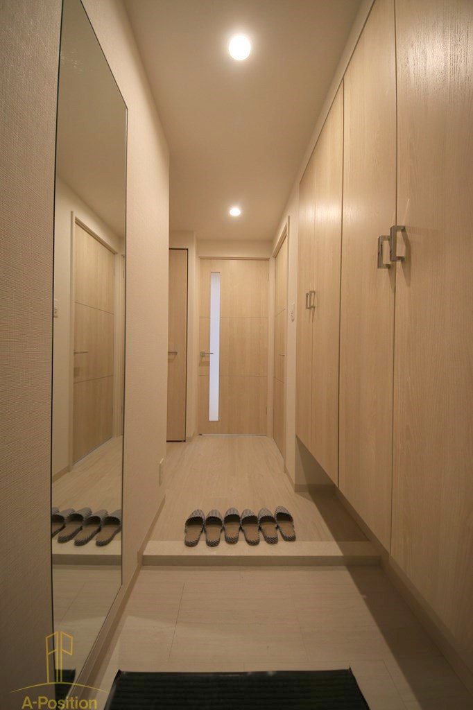 玄関　シークレフ北浜