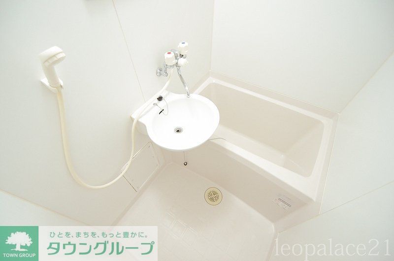 バス・シャワールーム　※同じタイプのお部屋の写真です