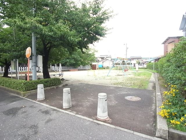 公園　八幡公園（公園）まで440m