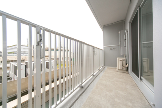 バルコニー　※写真は同タイプ住戸です。