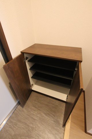 収納　シューズボックス
