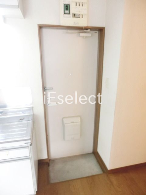 玄関　玄関になります。