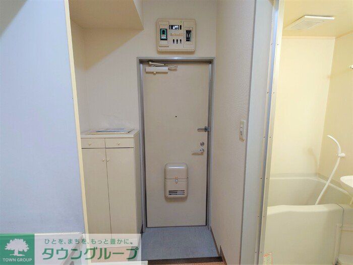 玄関　設備
